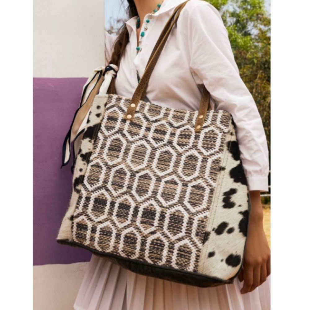 Myra Bag